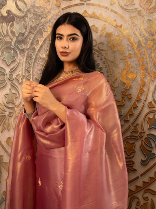 Romantic mauve suit set in shimmer organza with a smooth cosmos-silk pant